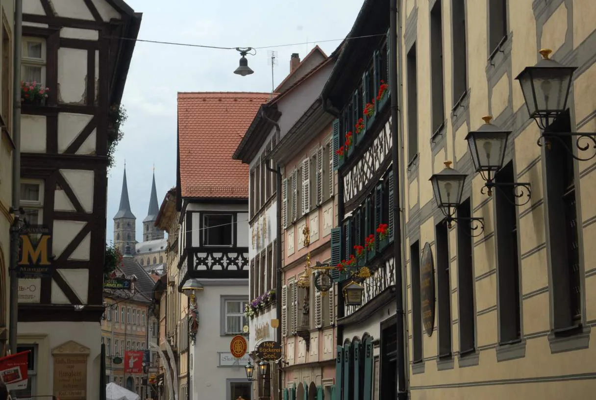 Beer Gardens in Bamberg: Bierkeller Picks and How They Work