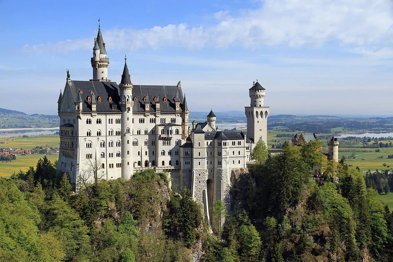 Beer Gardens in Füssen: What to Expect and Where to Eat