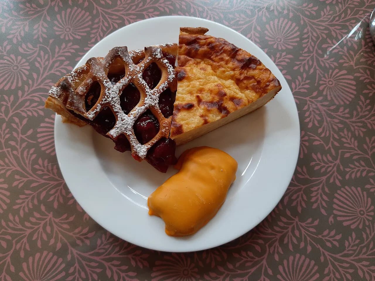 Konditorei in Aachen: Where to Eat Cake and What to Order