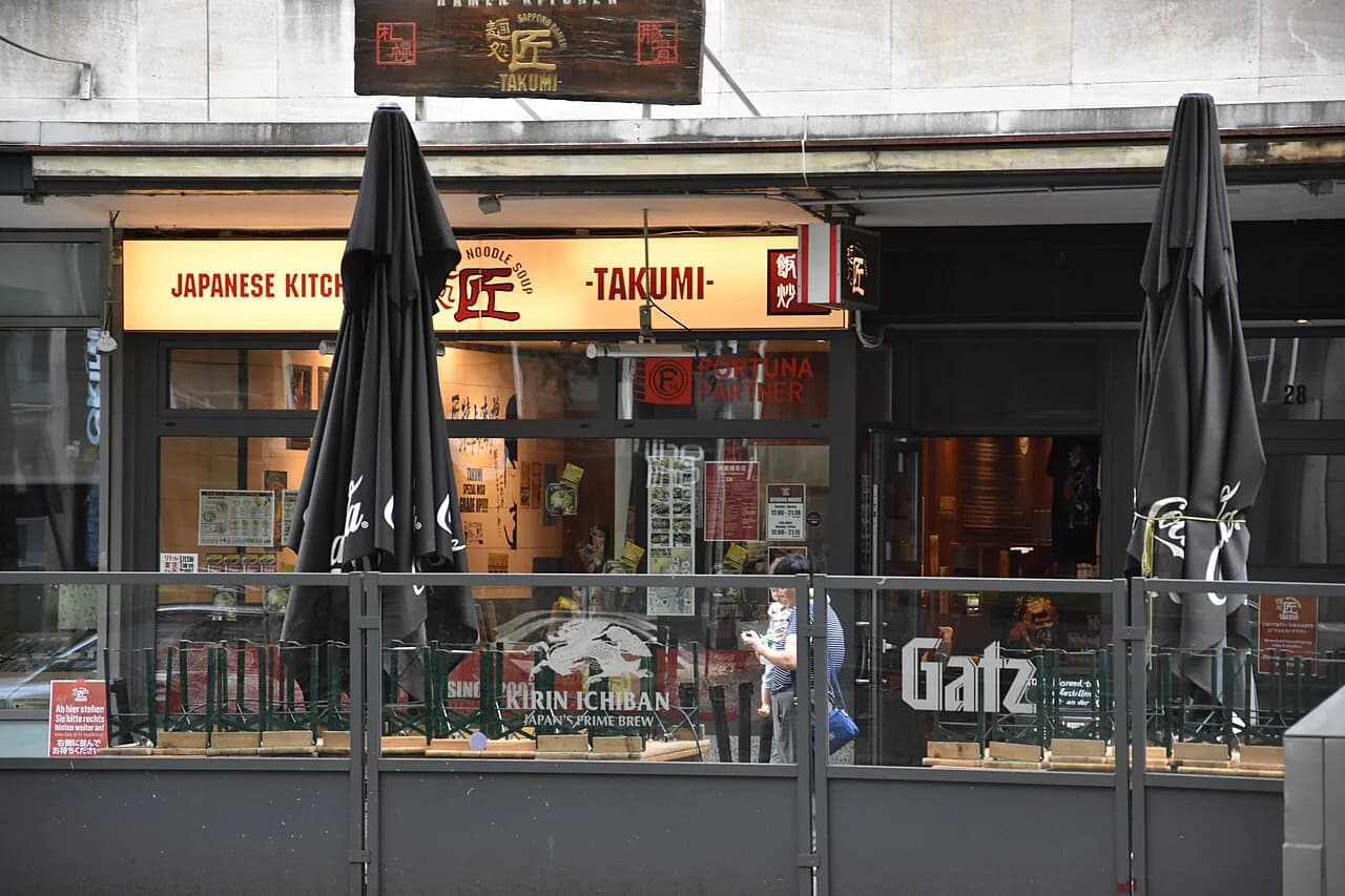 Cheap Restaurants in Düsseldorf: Where to Eat Well for Less