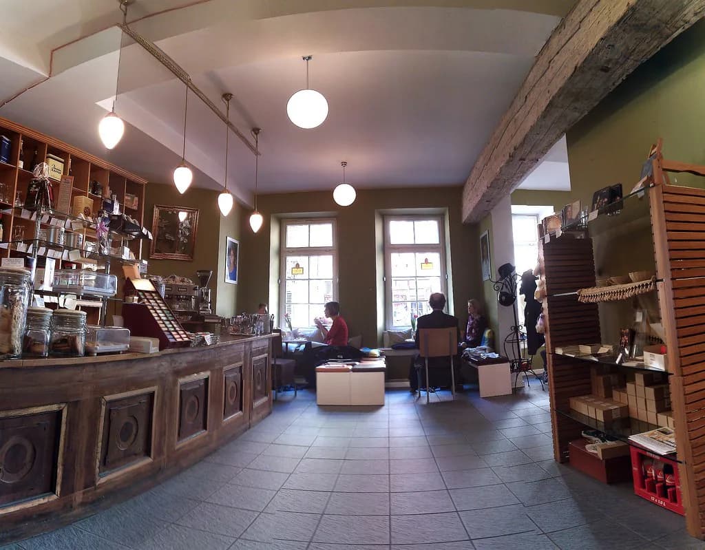 Chocolaterie yilliy in Heidelberg: Hot Chocolate and Cakes