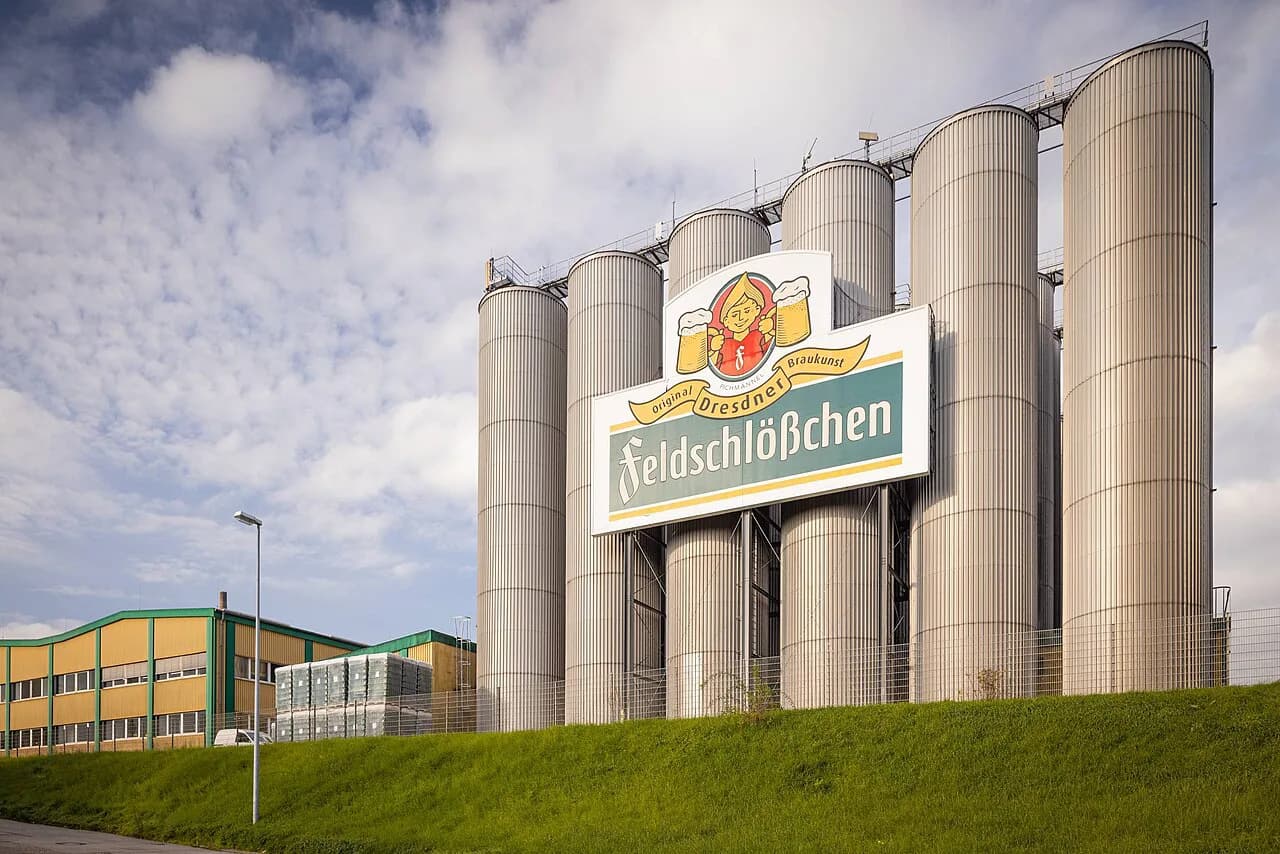 Feldschlösschen Brauerei Dresden: Brewery Visit & Stammhaus