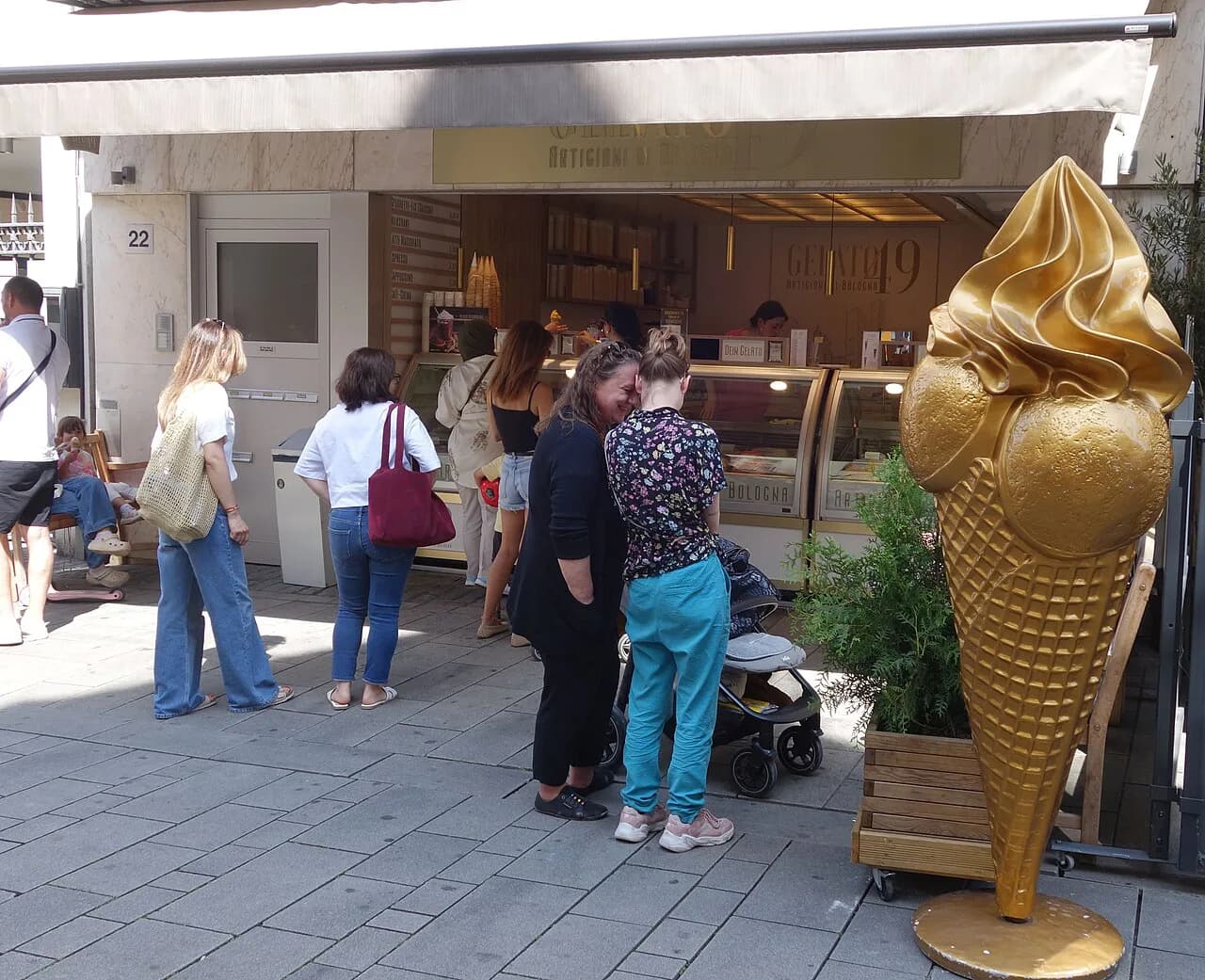 Ice Cream in Düsseldorf: Eiscafés and Gelato Worth a Stop