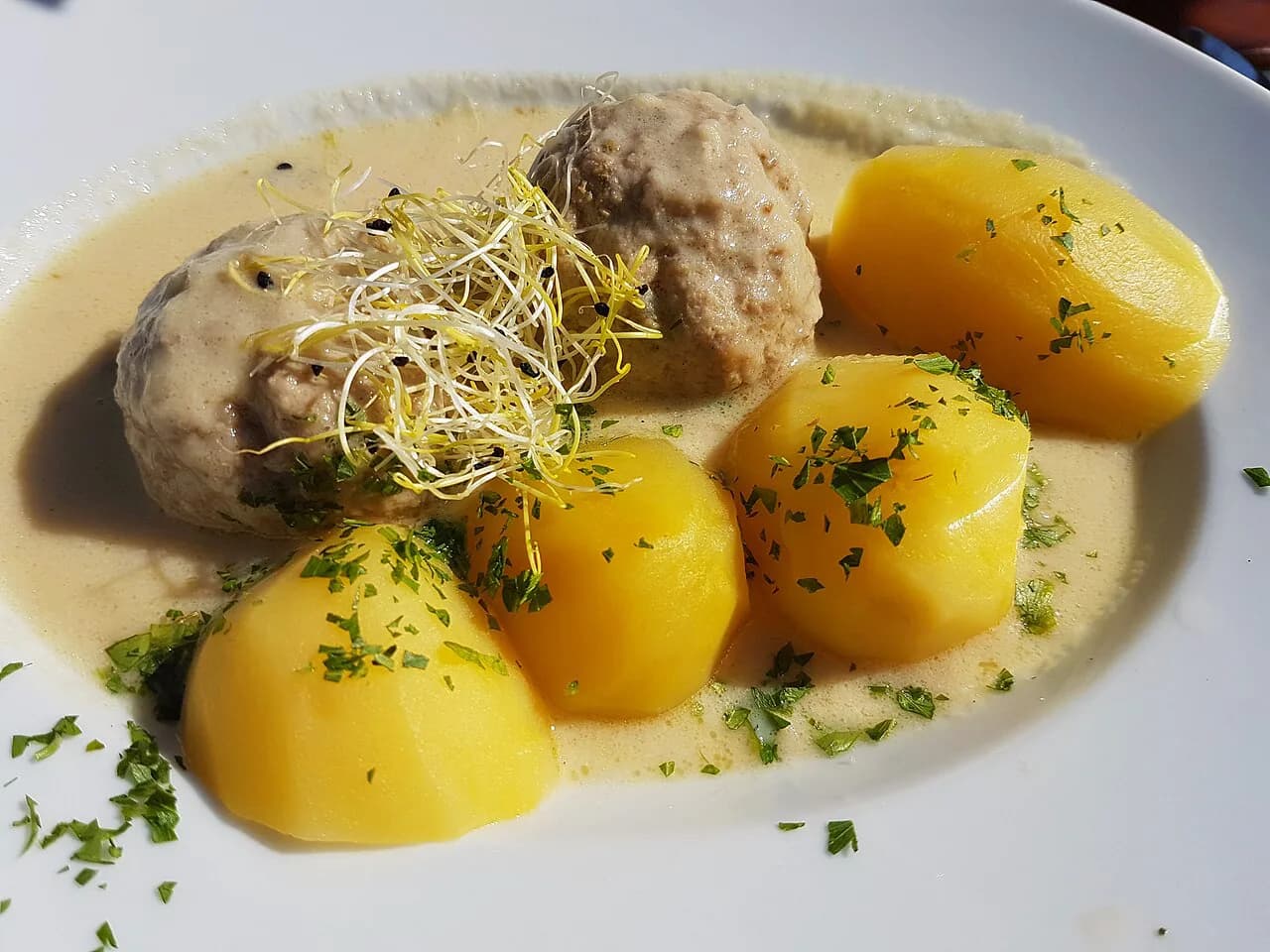 Königsberger Klopse: German Meatballs in Caper Sauce