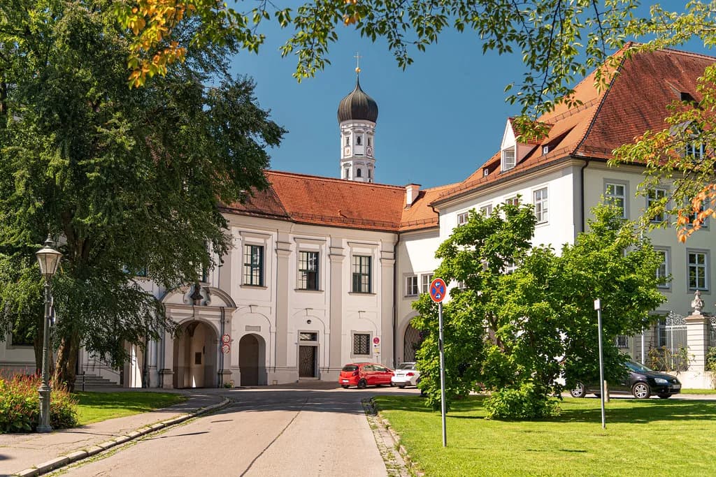 Street Food in Augsburg: Where to Eat on a Lunch Break