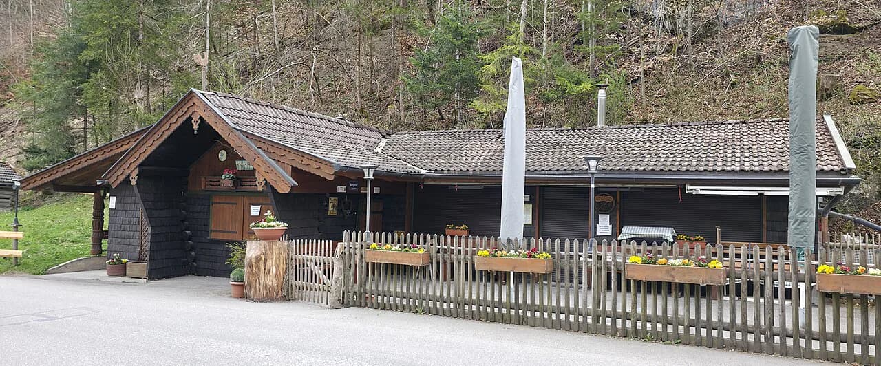 Currywurst in Garmisch-Partenkirchen: What to Know Before You Order