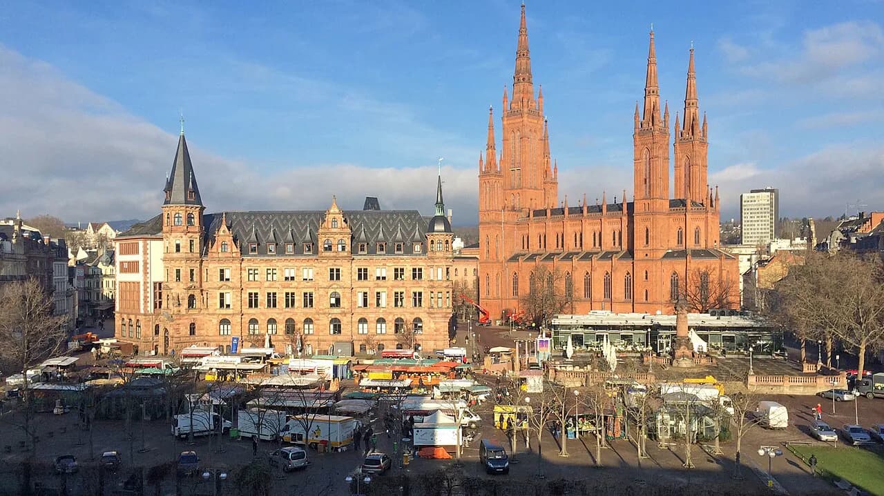Wiesbaden Farmers Market: What to Eat at the Weekly Market