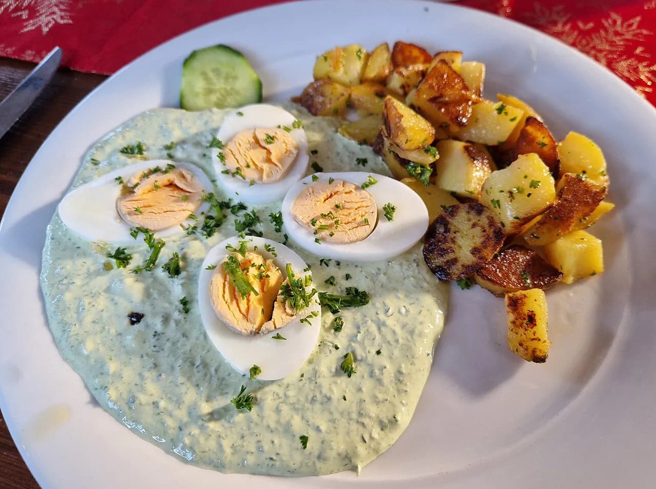 Green Sauce Frankfurt: How to Order Grüne Soße in Germany