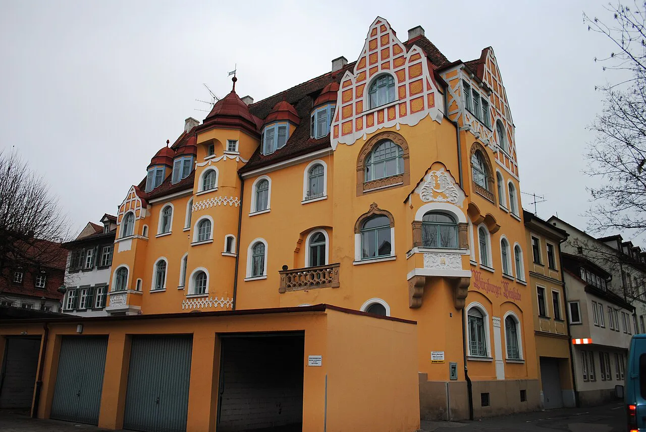 Historic inn building at Am Kanal 5, Bamberg.