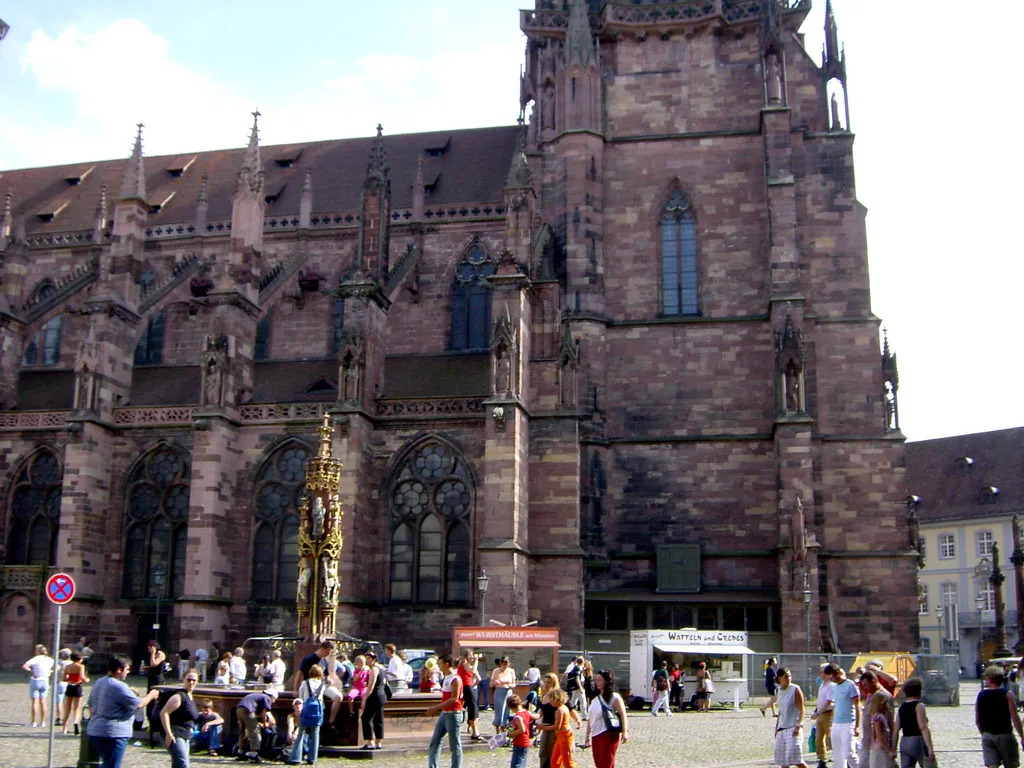 Market stalls on Münsterplatz below Freiburg Minster, Freiburg.