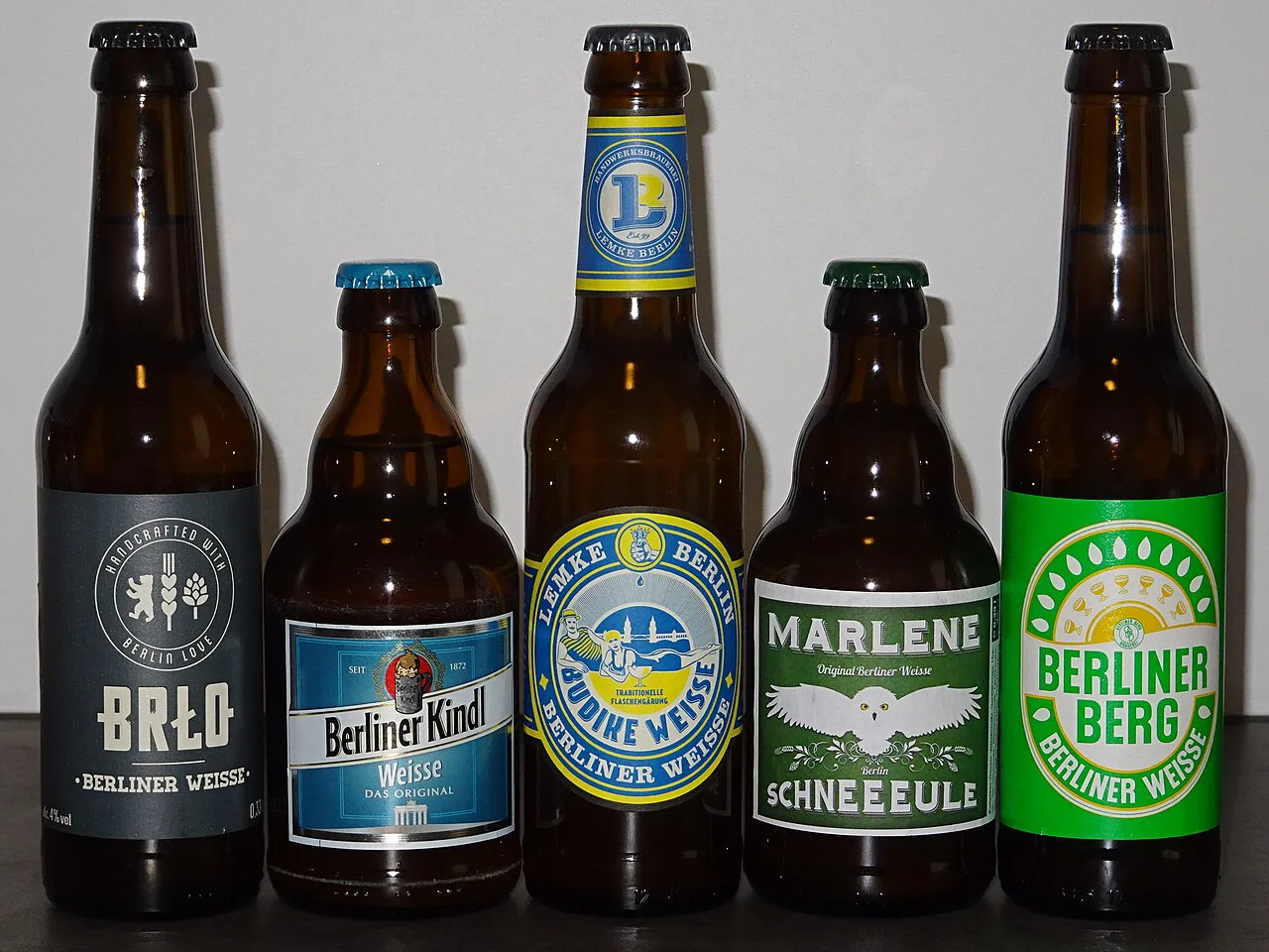 Bottles of Berliner Weisse from different breweries.