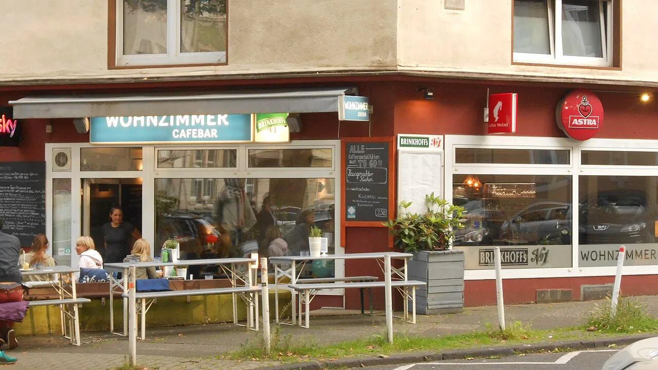 Wohnzimmer café-bar in Dortmund's Kreuzviertel.