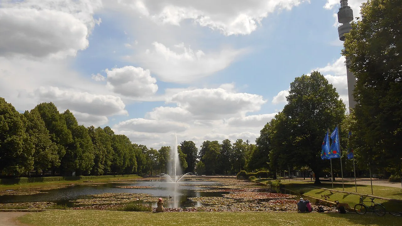 The pond and fountain at the entrance to Westfalenpark, Dortmund.