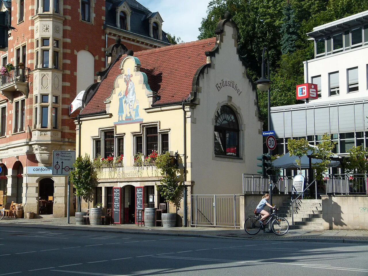 The Bräustübel inn on Körnerplatz in Dresden-Loschwitz.