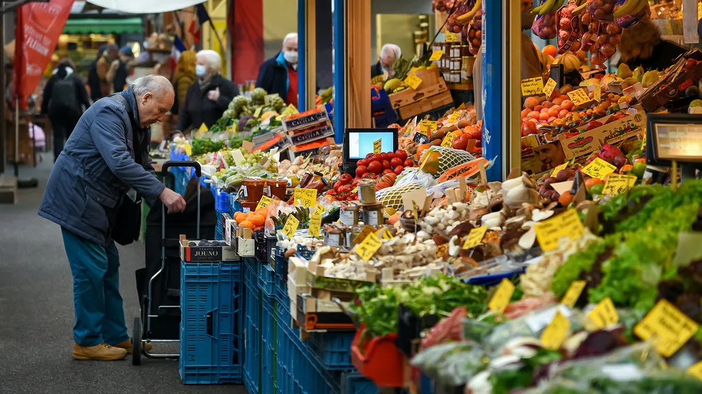 Fruit and vegetable stall at the Carlsplatz market, Düsseldorf.