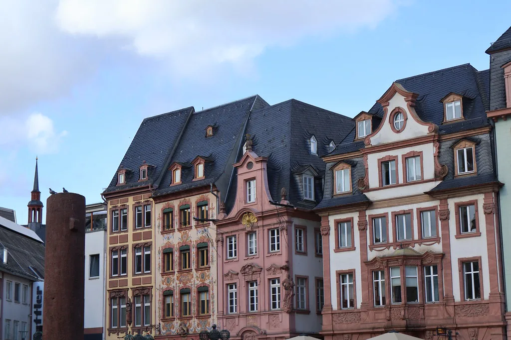 Historic houses in the old town of Mainz.