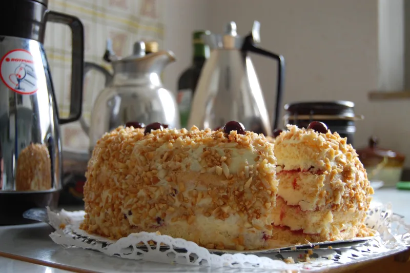 A Frankfurter Kranz cake coated in buttercream and brittle.