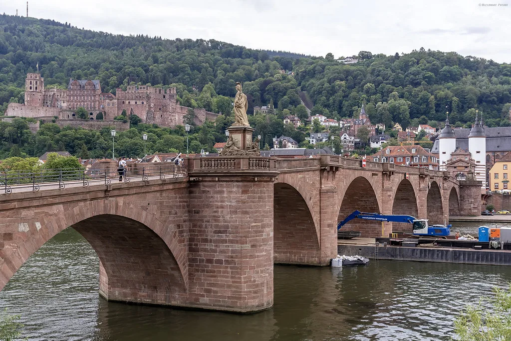 The Old Bridge over the Neckar with the castle on the hillside, Heidelberg.