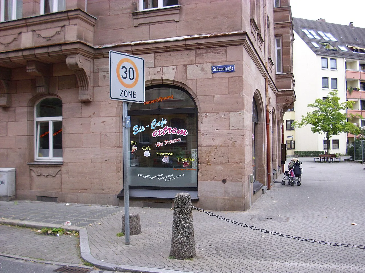 Eiscafé Extrem on Fenitzerplatz, Nuremberg.