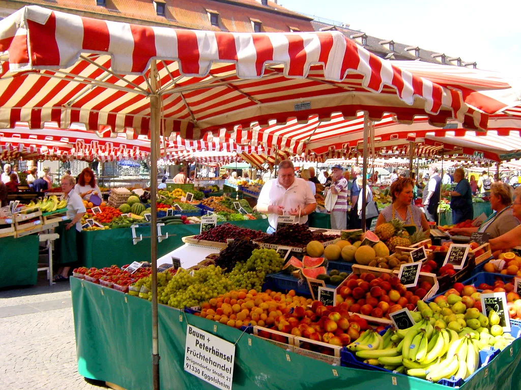 A fruit and vegetable stall at the Grüner Markt, Bamberg.