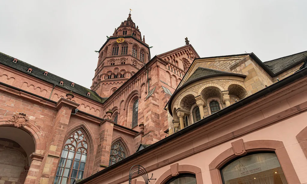 The red sandstone towers of Mainz Cathedral, Mainz.
