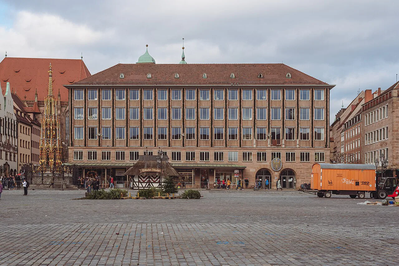 The Hauptmarkt and New Town Hall, Nuremberg.