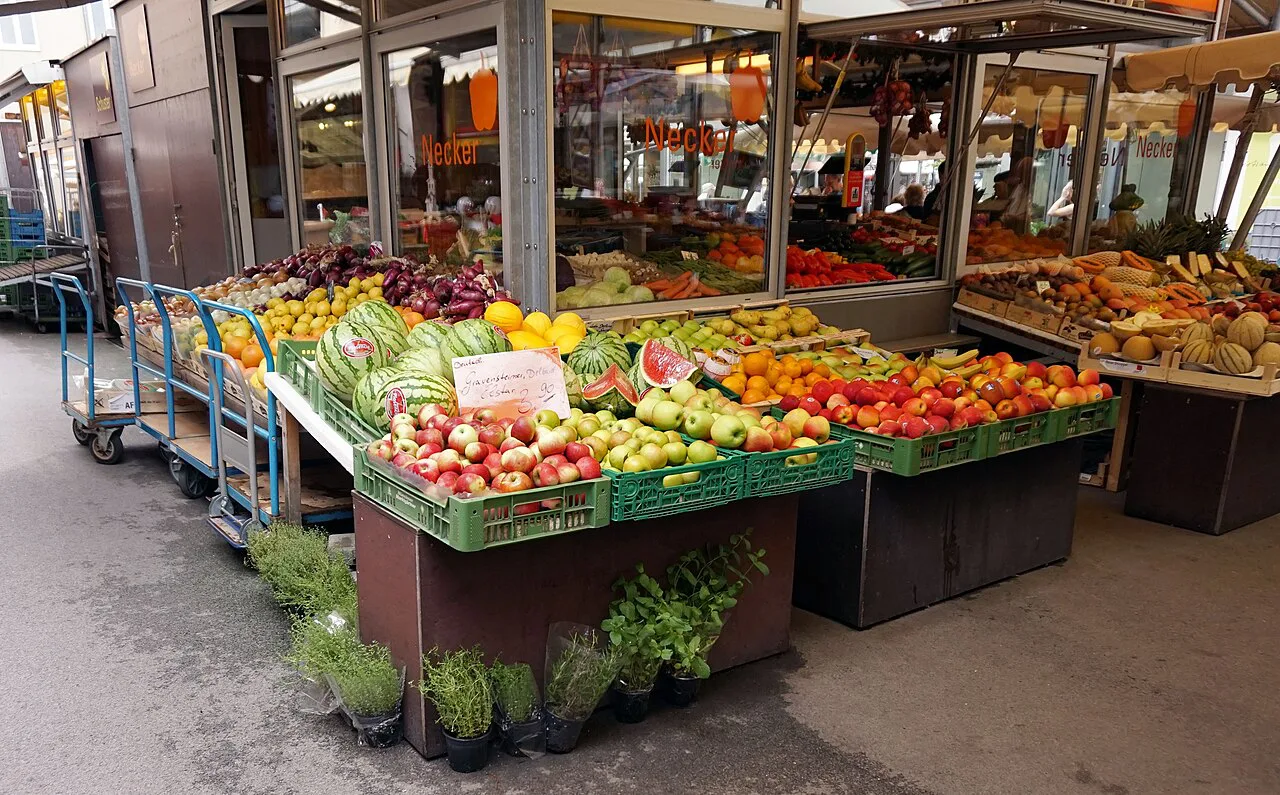 Fruit and vegetable stalls at the Stadtmarkt, Augsburg.