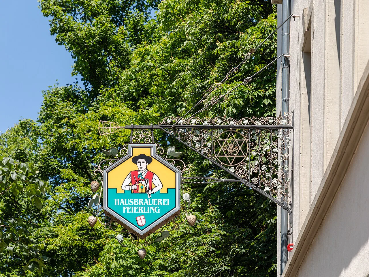 The hanging sign of the Feierling brewpub, Freiburg im Breisgau.