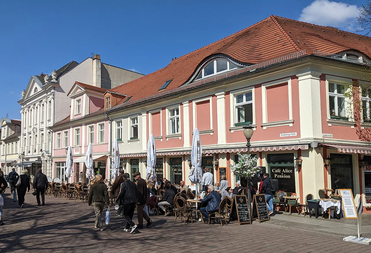 Outdoor tables at Café Alice on Lindenstraße, Potsdam.